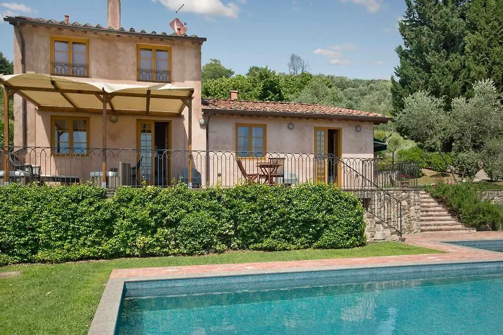 Bertolli Villas Matraia 0*,  イタリア